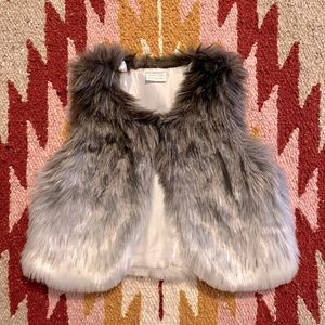 Robeez faux fur vest for baby, size 6-9 months